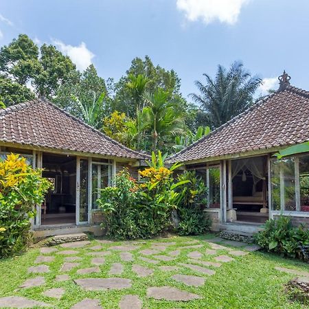 Prana Dewi Mountain Resort จาตีลูวีห์ ภายนอก รูปภาพ