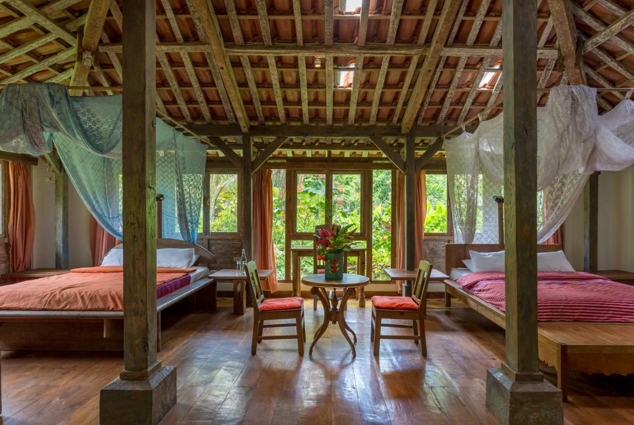 Prana Dewi Mountain Resort จาตีลูวีห์ ภายนอก รูปภาพ